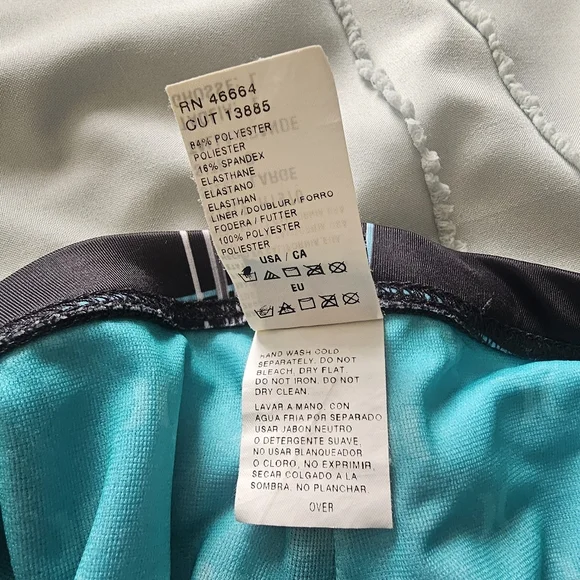 Hurley Swimsuit Size Large - Picture 7 of 8